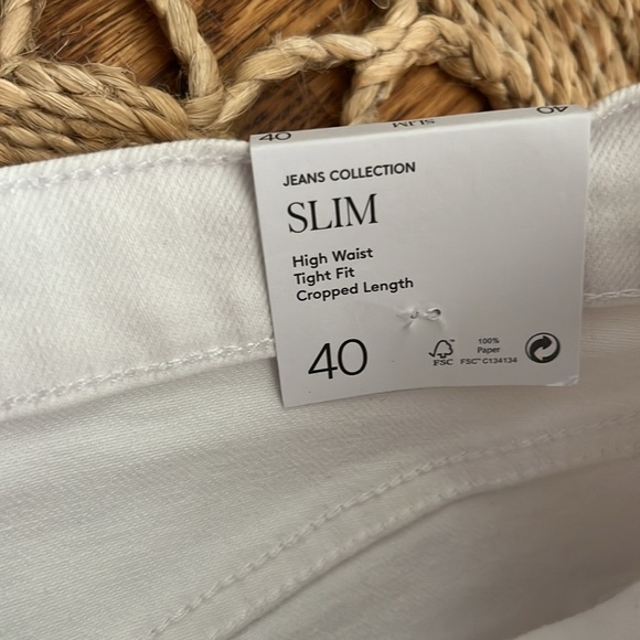 White Jeans - Picture 3 of 7